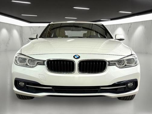 2018 BMW 330 330i
