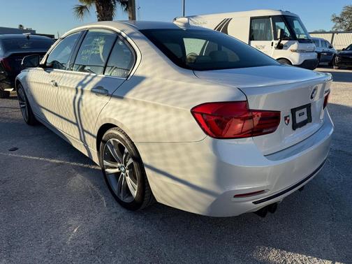 2018 BMW 330 330i