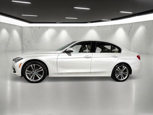 2018 BMW 330 330i
