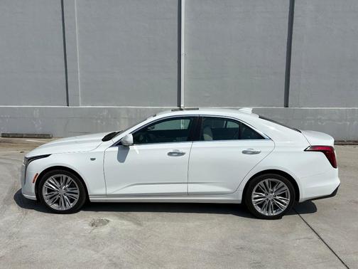 2025 Cadillac CT4 Premium Luxury RWD