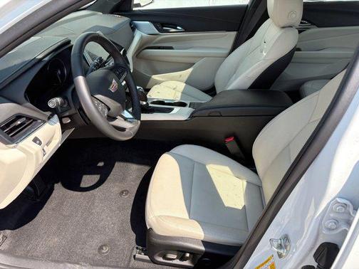 2025 Cadillac CT4 Premium Luxury RWD