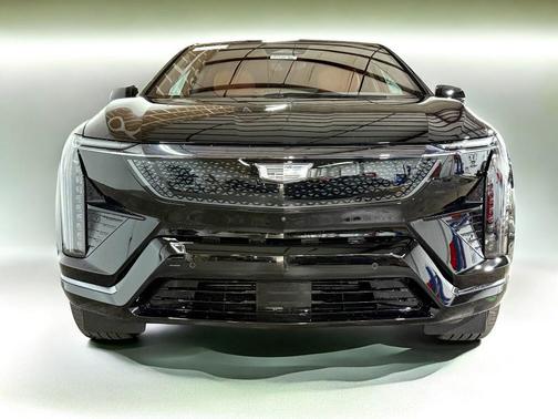 2026 Cadillac OPTIQ Premium Sport