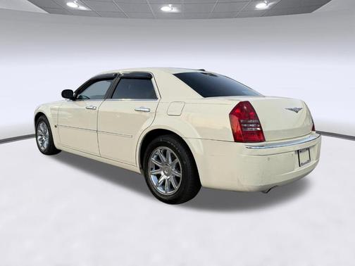 2006 Chrysler 300C Base