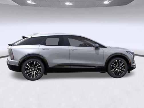 Argent Silver Metallic 2026 Cadillac OPTIQ Sport