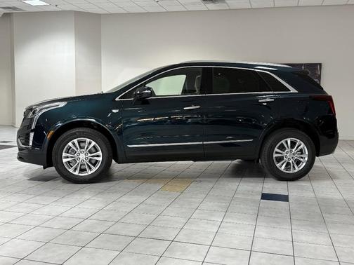 2025 Cadillac XT5 Luxury