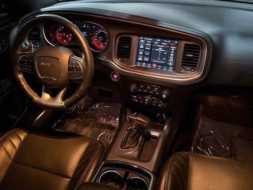 Pitch Black Clearcoat 2022 Dodge Charger SRT Hellcat