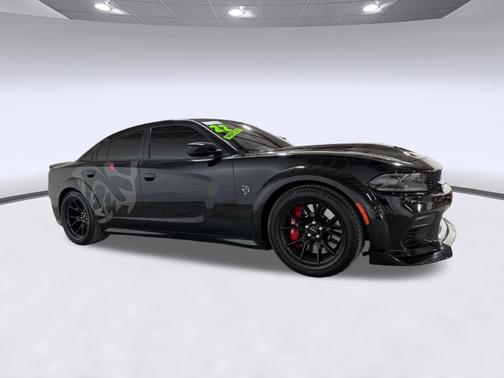 Pitch Black Clearcoat 2022 Dodge Charger SRT Hellcat