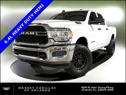 2020 RAM 2500 Tradesman Crew Cab 4X4 6'4' Box