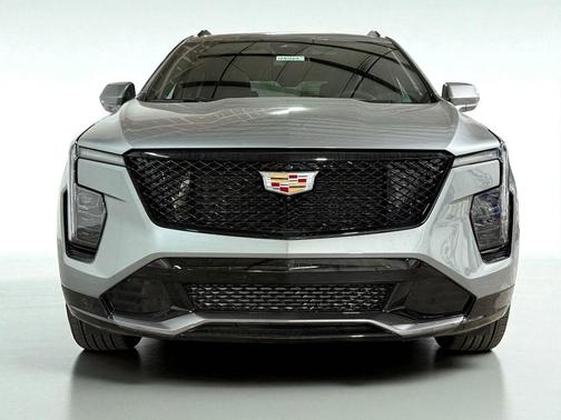 2025 Cadillac XT4 Sport