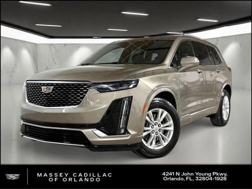 2022 Cadillac XT6 Luxury FWD