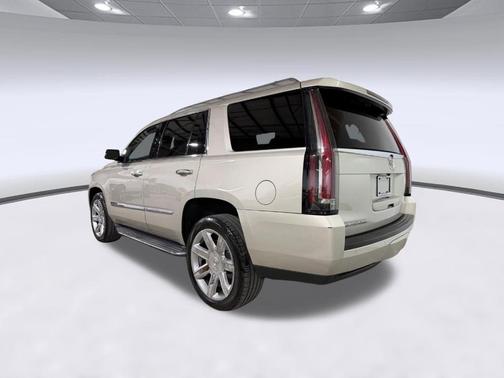 Silver Coast Metallic 2015 Cadillac Escalade Luxury