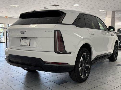 2025 Cadillac Escalade Sport