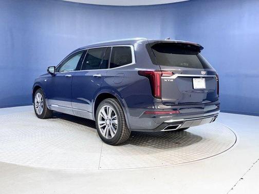 2025 Cadillac XT6 Premium Luxury FWD