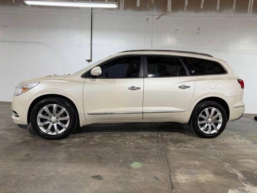 White Diamond Tricoat 2014 Buick Enclave Premium