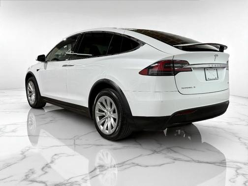 2018 Tesla Model X 75D