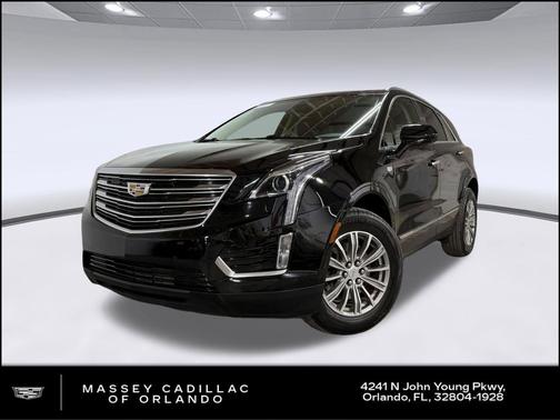 Stellar Black Metallic 2019 Cadillac XT5 Luxury