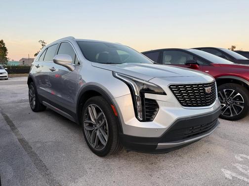 2020 Cadillac XT4 Premium Luxury