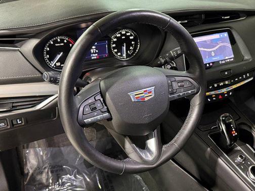 2020 Cadillac XT4 Premium Luxury