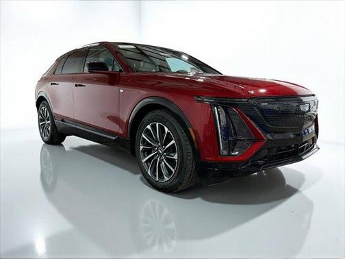 2025 Cadillac LYRIQ Sport