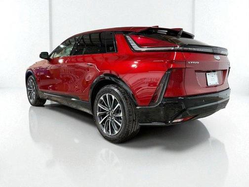 2025 Cadillac LYRIQ Sport
