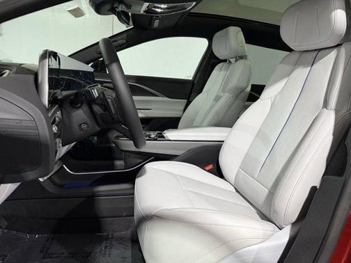 2025 Cadillac LYRIQ Sport
