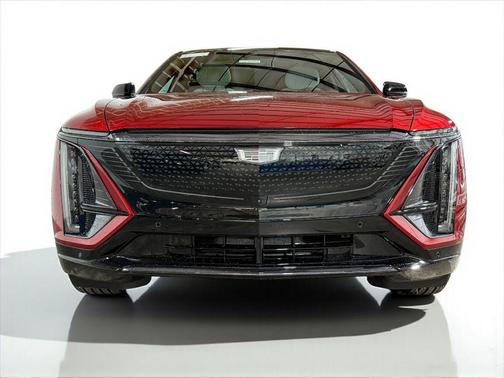 2025 Cadillac LYRIQ Sport