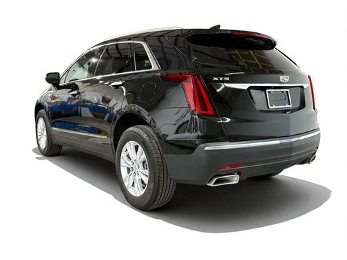 2025 Cadillac XT5 Luxury