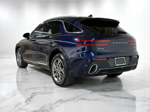 2023 Genesis GV70 2.5T AWD