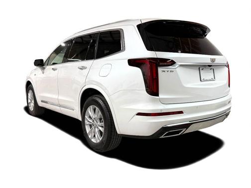 2025 Cadillac XT6 Luxury FWD