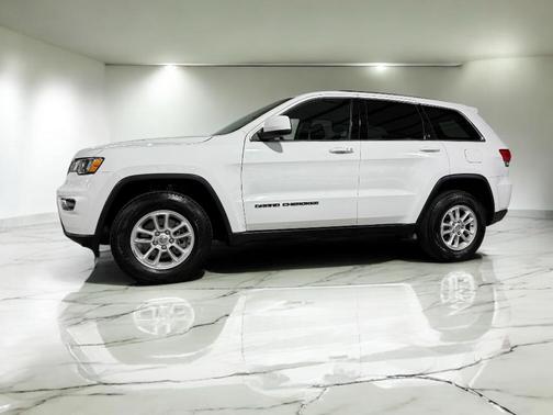 2019 Jeep Grand Cherokee Laredo