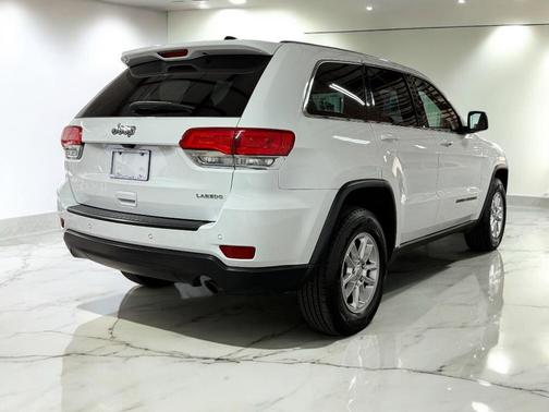 2019 Jeep Grand Cherokee Laredo