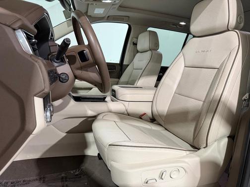 Sterling Metallic 2023 GMC Yukon Denali