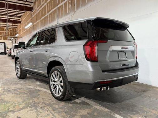 Sterling Metallic 2023 GMC Yukon Denali