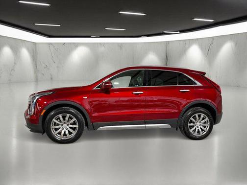 2021 Cadillac XT4 Premium Luxury