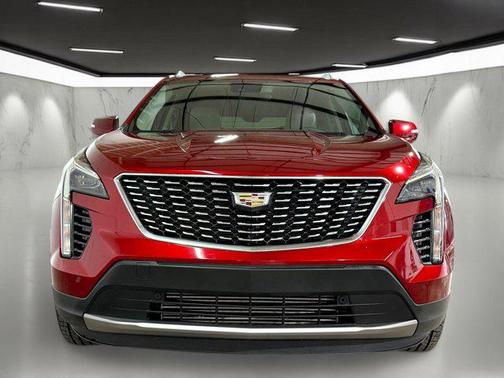 2021 Cadillac XT4 Premium Luxury