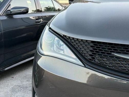 2019 Chrysler Pacifica Touring-L Plus