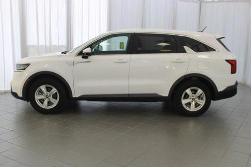 2021 Kia Sorento LX
