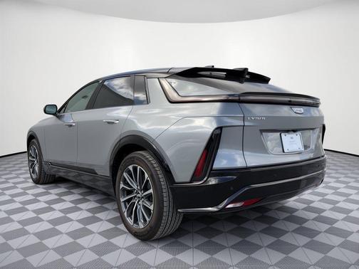 Argent Silver Metallic 2027 Cadillac LYRIQ Sport