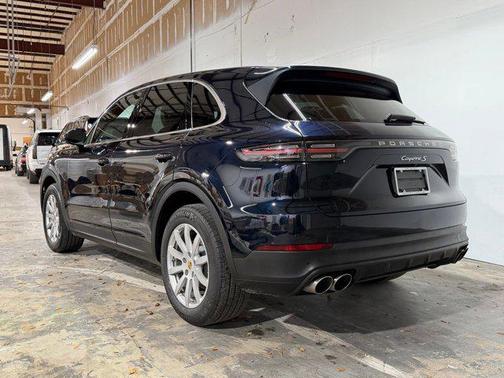Blue 2019 Porsche Cayenne S