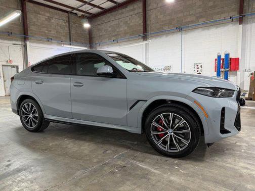 Brooklyn Grey Metallic 2026 BMW X6 xDrive40i