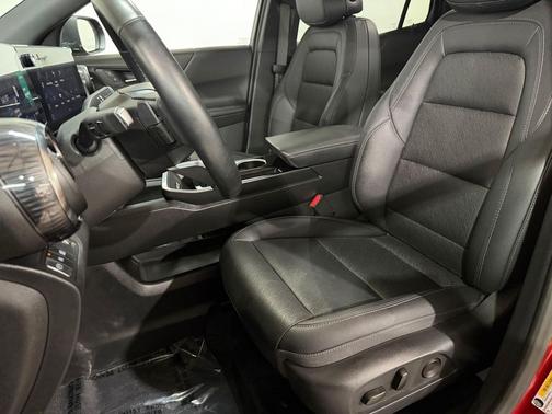 Radiant Red Tintcoat 2025 Chevrolet Equinox 1LT