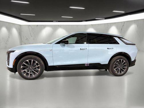 2026 Cadillac LYRIQ Premium Sport