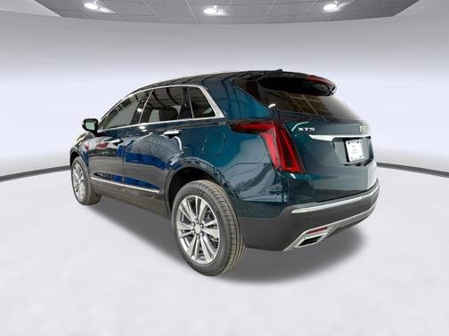 Emerald Lake Metallic 2026 Cadillac XT5 Premium Luxury