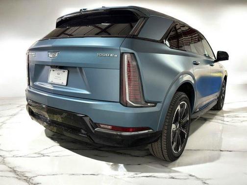 2025 Cadillac Escalade Sport