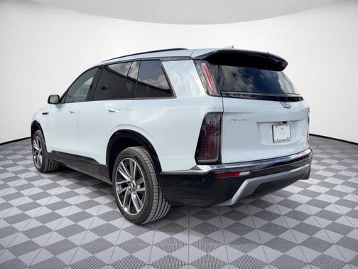 Vibrant White Tricoat 2027 Cadillac VISTIQ Sport