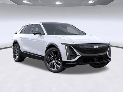 Vibrant White Tricoat 2027 Cadillac LYRIQ Signature Sport