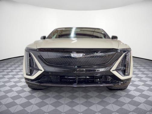 Cashmere 2027 Cadillac LYRIQ Signature Sport