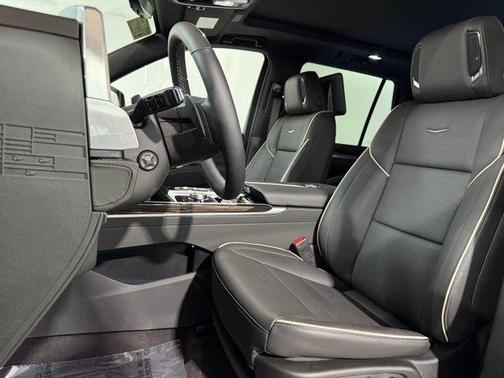 Deep Sea Metallic 2026 Cadillac Escalade Luxury