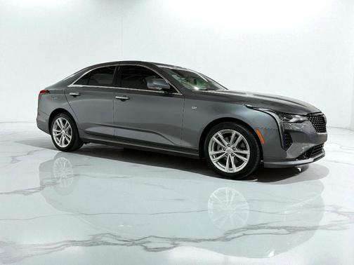 2022 Cadillac CT4 Luxury