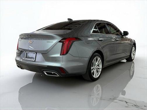 2022 Cadillac CT4 Luxury